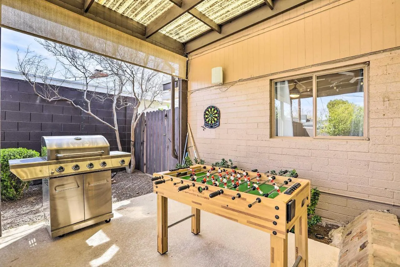 Phoenix Home With Pool And Foosball, 7 Mi To Downtown